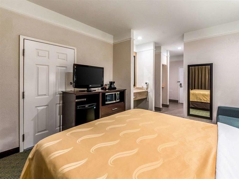 Quality Inn & Suites Seaworld North San Antonio Luaran gambar