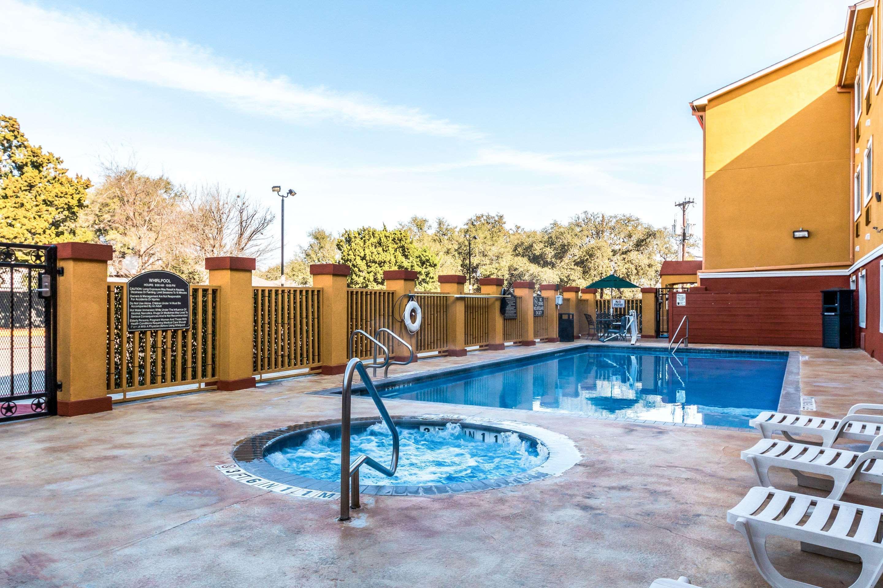 Quality Inn & Suites Seaworld North San Antonio Luaran gambar