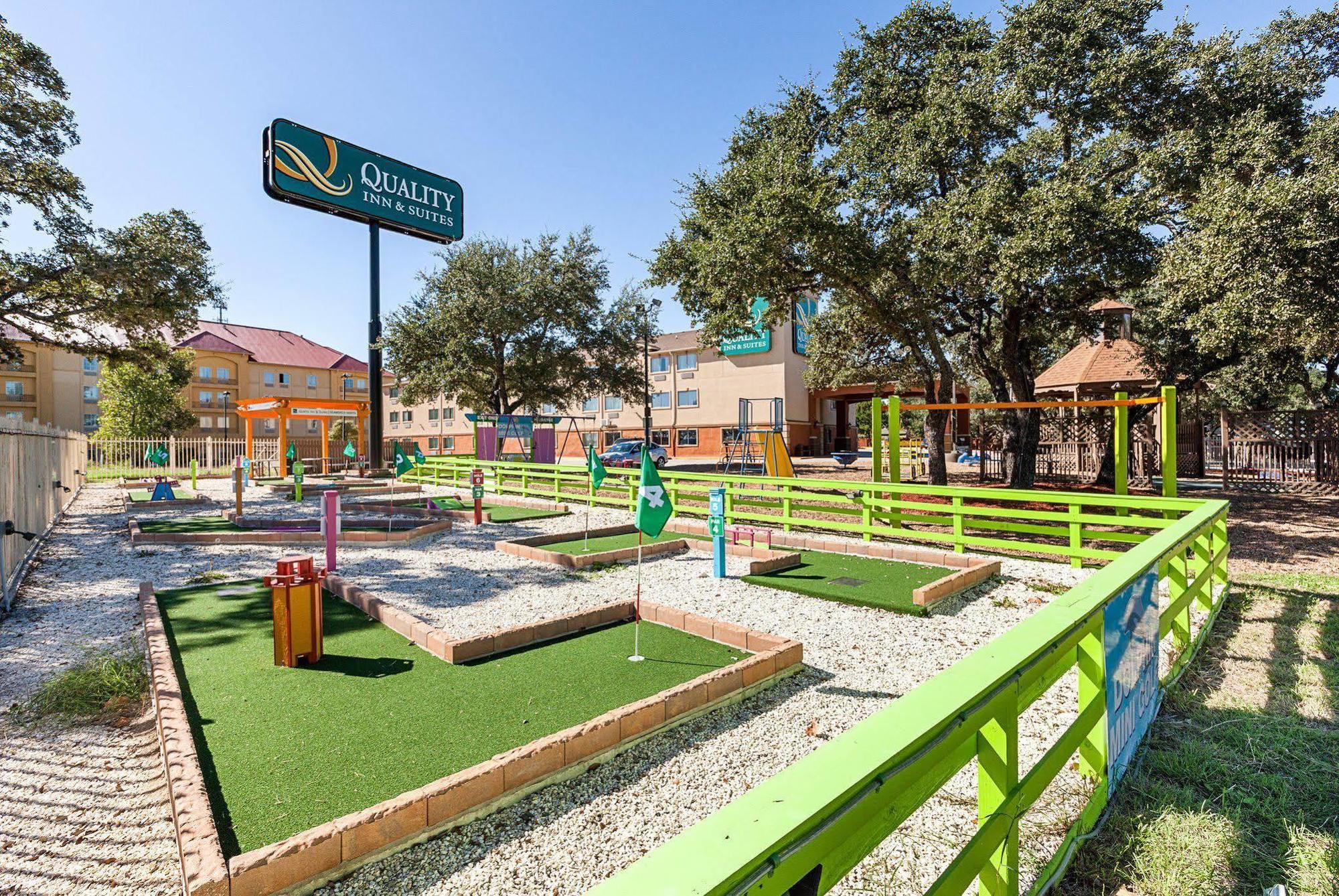 Quality Inn & Suites Seaworld North San Antonio Luaran gambar